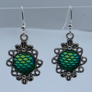 NWT. Handmade Mermaid Scales Pierced Dangle Earrings in Silver and iridescent!
